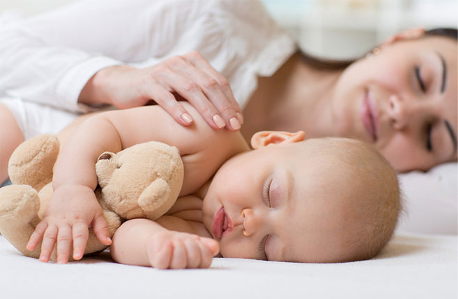 Wie bringt man ein Baby in weniger als einer Minute zum Schlafen?