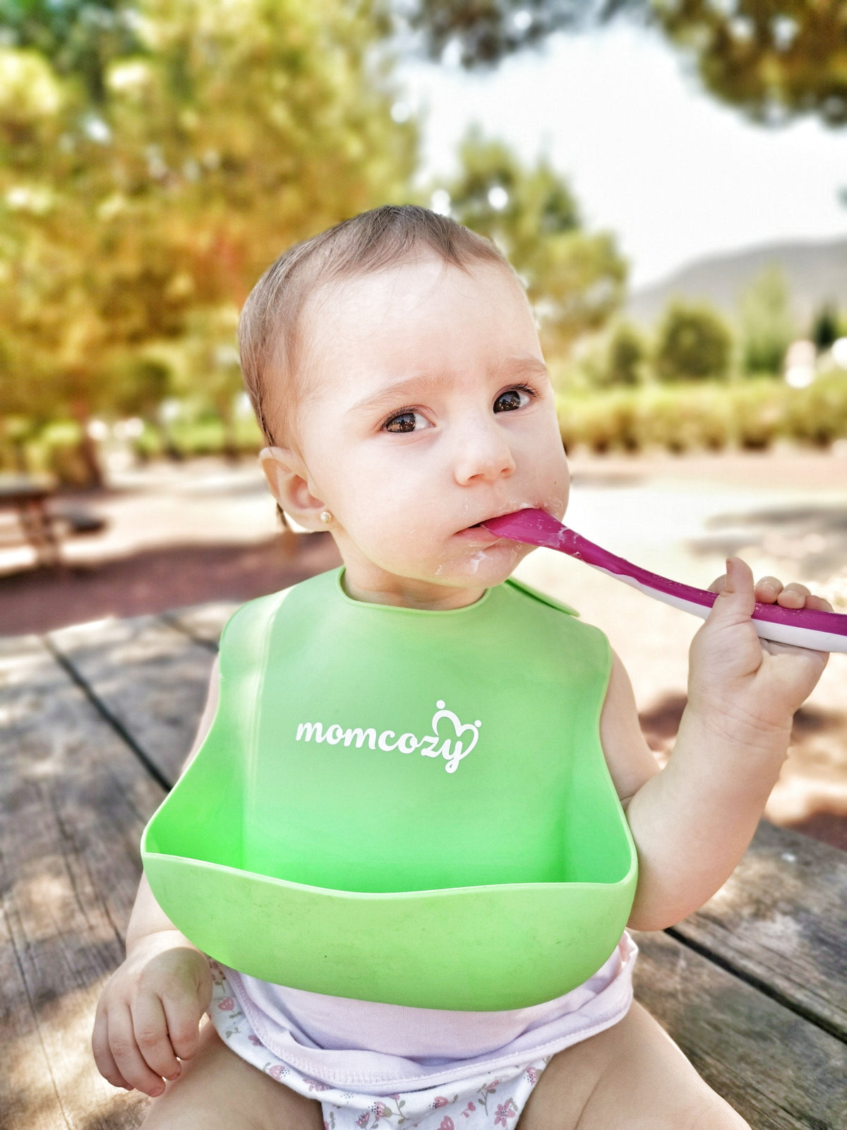 So machen Sie ein Babylätzchen zu einem aufregenden Geschenk für Babypartys