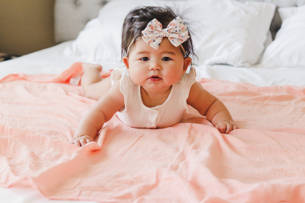 Vorteile des Wickelns mit 7 Swaddle -Sicherheits -Tipps